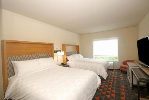 Holiday Inn & Suites - Fayetteville W-Fort Bragg Area image 12